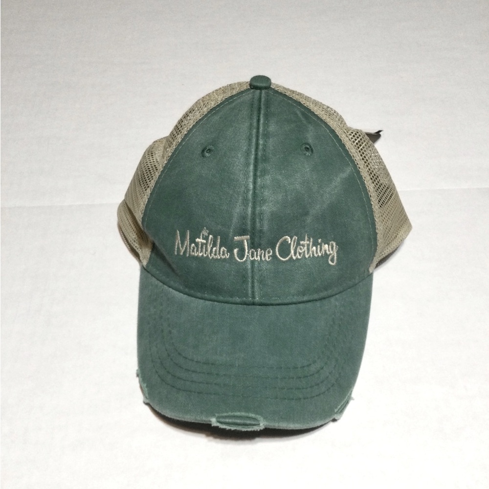 NWOT Matilda Jane Green and Tan Hat